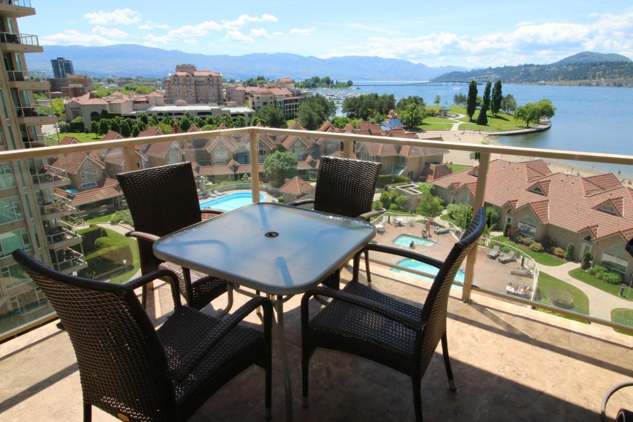 Sunset Waterfront Resort By Discover Kelowna Resort Accommodations Eksteriør billede
